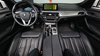 BMW 5-SERIES G30 2017