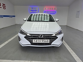 HYUNDAI AVANTE AD 2019