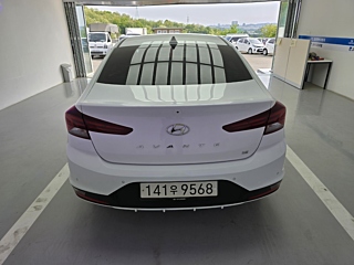 HYUNDAI AVANTE AD 2019
