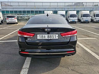 KIA K5 2017