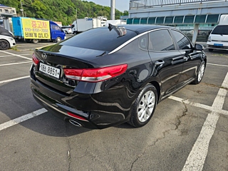 KIA K5 2017