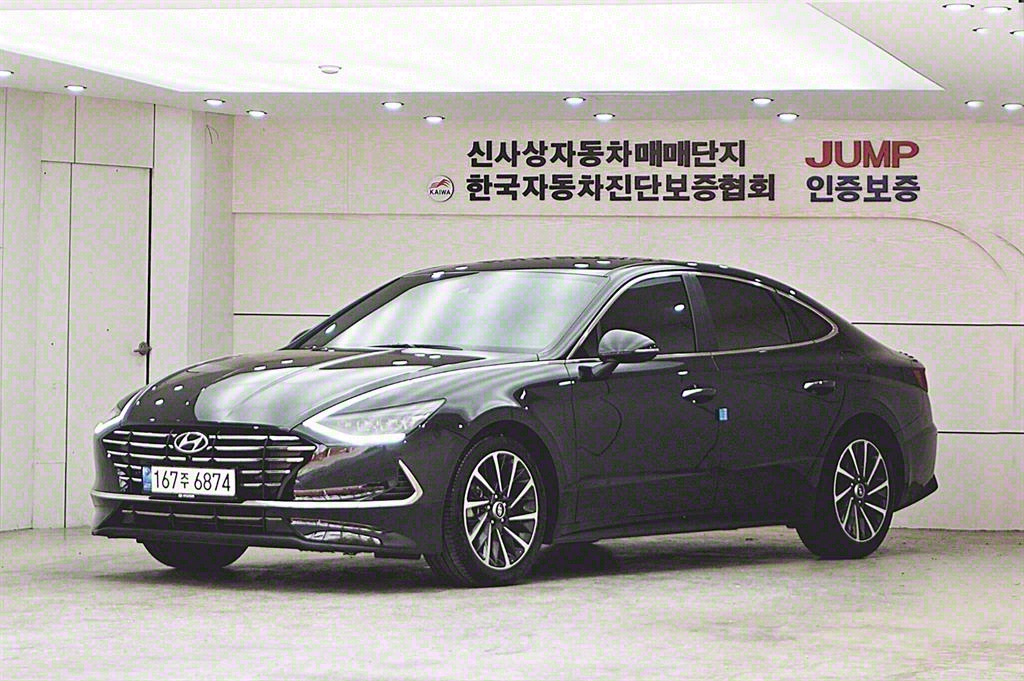 HYUNDAI SONATA DN8
