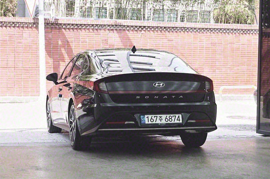 HYUNDAI SONATA DN8