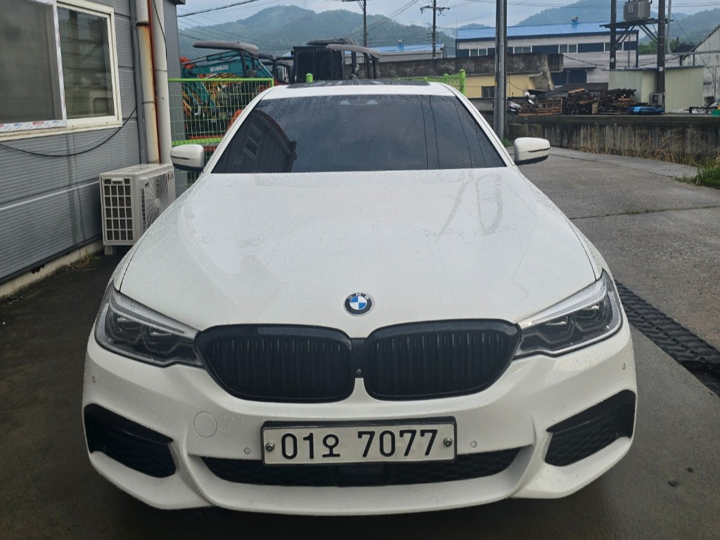 BMW 5-SERIES G30