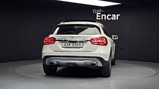 MERCEDES BENZ GLA-CLASS X156 2016