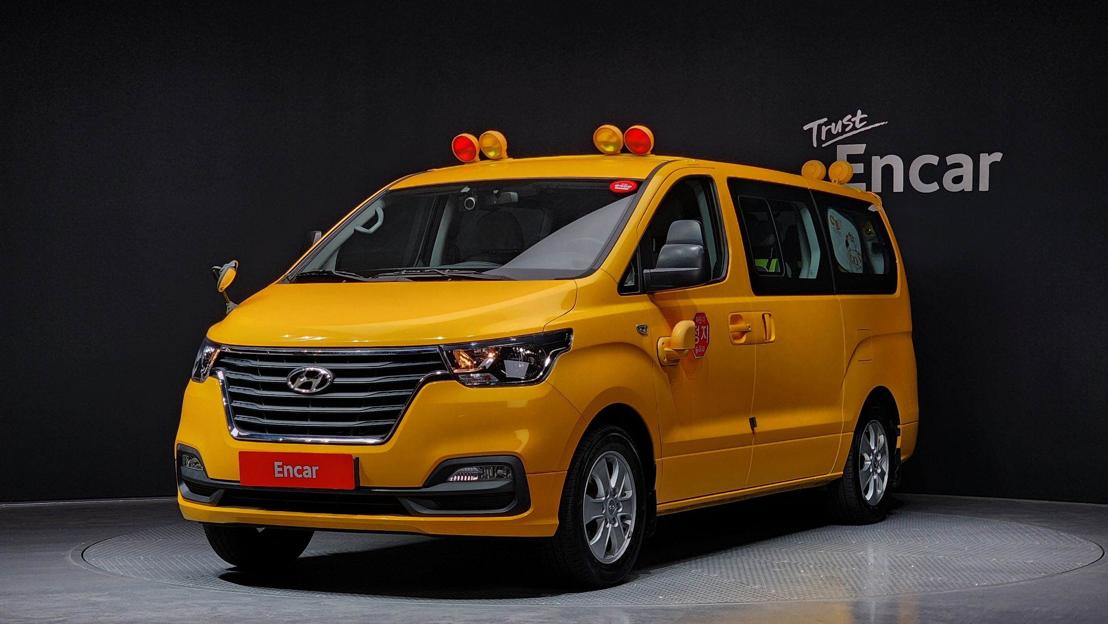 HYUNDAI STAREX GRAND