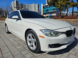 BMW 3-SERIES F30 2013