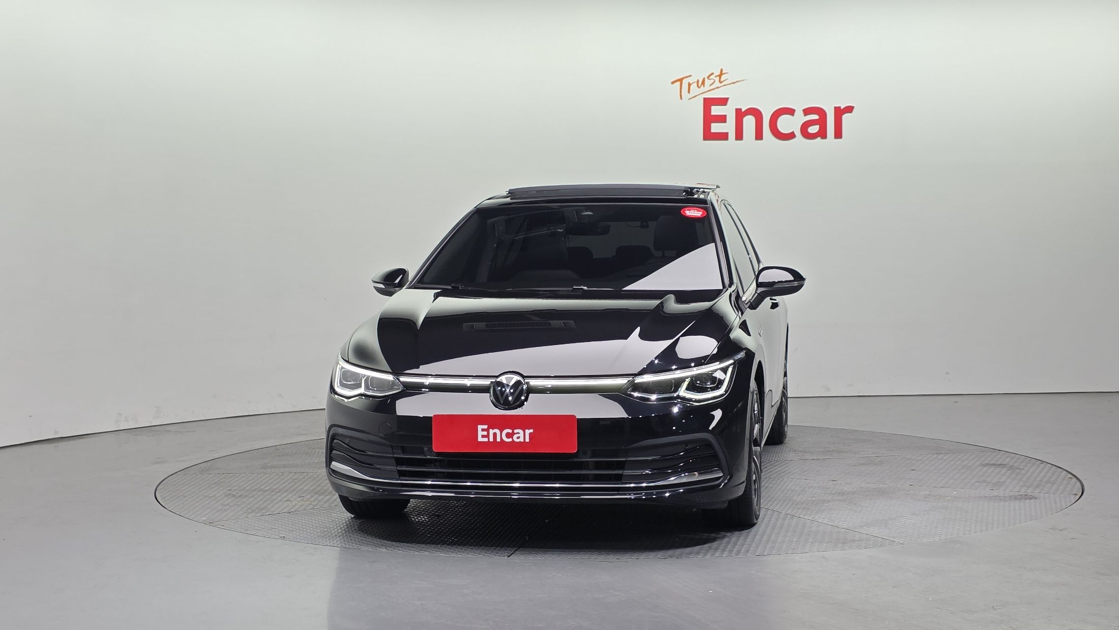 VOLKSWAGEN GOLF 2023