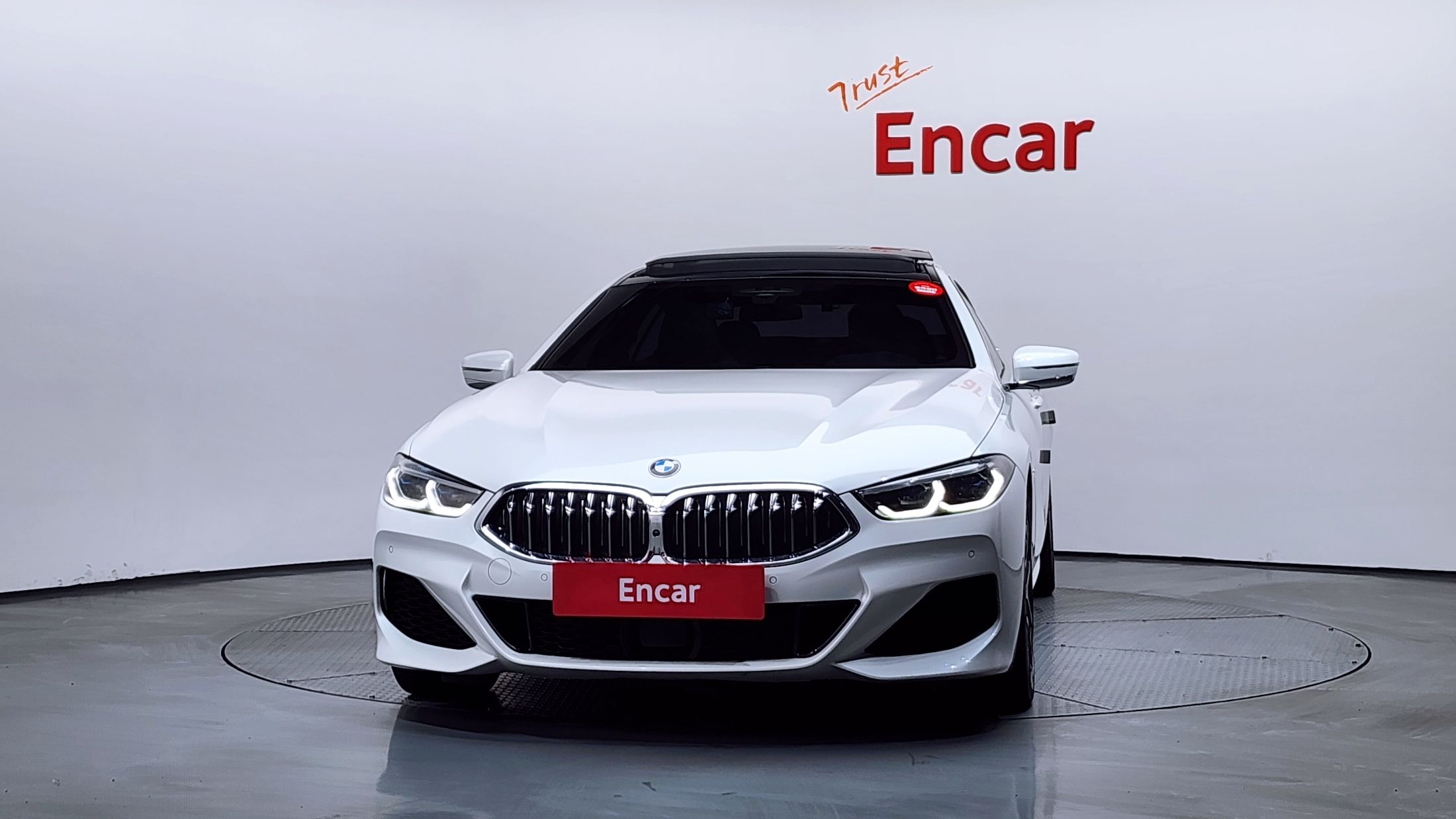 BMW 8-SERIES G15 2021