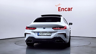 BMW 8-SERIES G15 2021