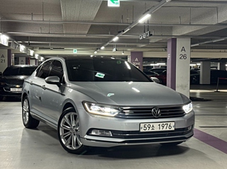 VOLKSWAGEN PASSAT GT B8