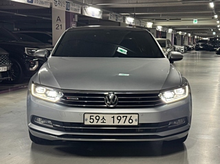VOLKSWAGEN PASSAT GT B8