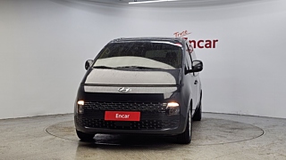 HYUNDAI STARIA 2023