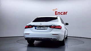 MERCEDES BENZ E-CLASS W213 2021