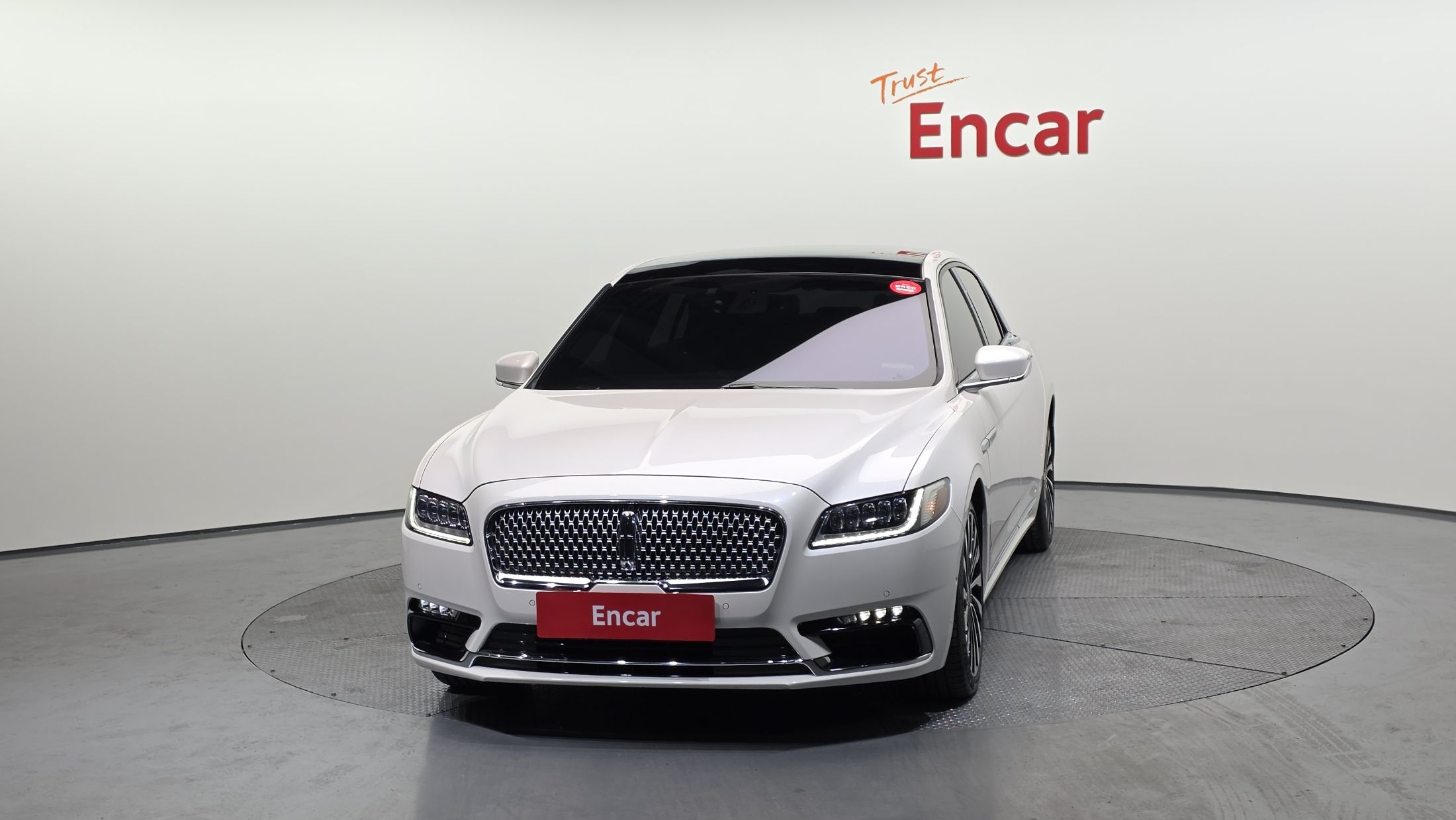 LINCOLN CONTINENTAL 2019