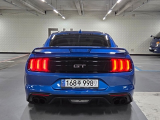 FORD MUSTANG 2020