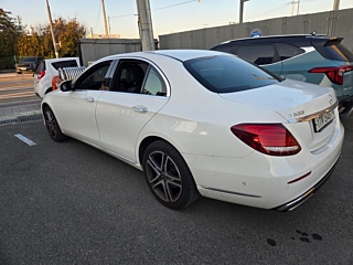MERCEDES BENZ E-CLASS W213 2018