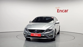 VOLVO S60 2015