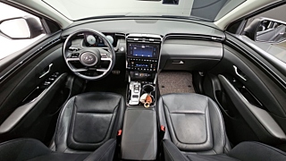 HYUNDAI TUCSON NX4 2021