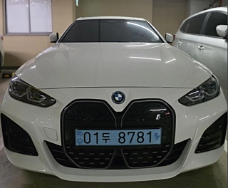 BMW I4