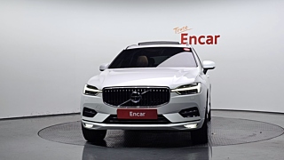VOLVO XC60 2019
