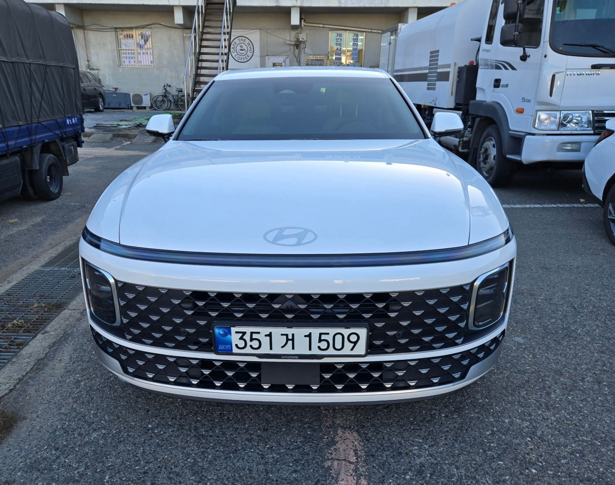 HYUNDAI GRANDEUR GN7 2023