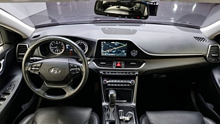 HYUNDAI GRANDEUR IG 2018