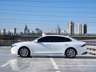 HYUNDAI GRANDEUR IG HYBRID 2021