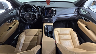 VOLVO XC90 2021