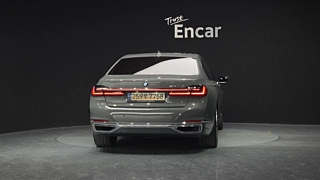 BMW 7-SERIES G11 2021