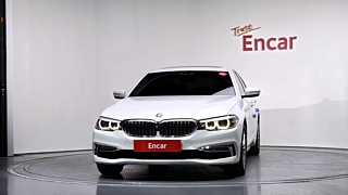BMW 5-SERIES G30 2019