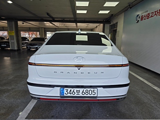 HYUNDAI GRANDEUR GN7 2023