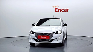 PEUGEOT E-208 2023
