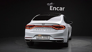 HYUNDAI GRANDEUR IG 2017