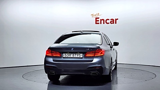 BMW 5-SERIES G30 2018