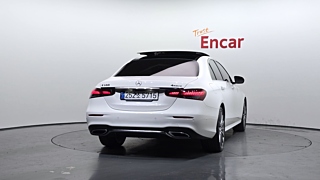 MERCEDES BENZ E-CLASS W213 2021