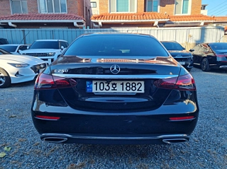 MERCEDES BENZ E-CLASS W213 2021