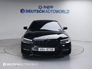 BMW 5-SERIES G30 2017