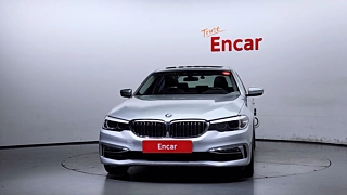 BMW 5-SERIES G30 2018