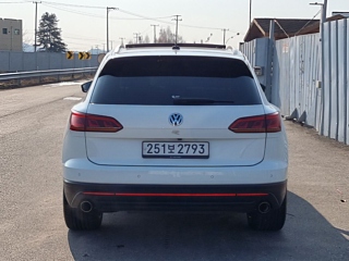 VOLKSWAGEN TOUAREG 2020