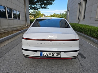 HYUNDAI GRANDEUR HYBRID GN7 2023