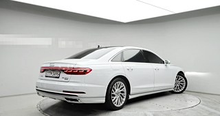 AUDI A8 D5 2020