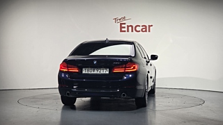 BMW 5-SERIES G30 2020