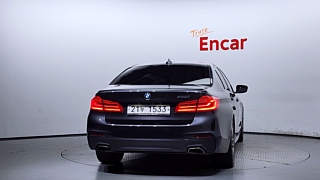 BMW 5-SERIES G30 2018