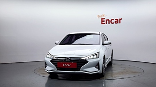 HYUNDAI AVANTE AD 2018