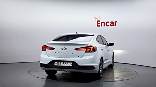 HYUNDAI AVANTE AD 2018