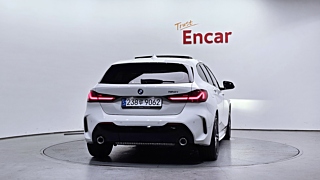 BMW 1-SERIES F40 2024