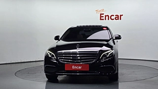 MERCEDES BENZ E-CLASS W213 2020