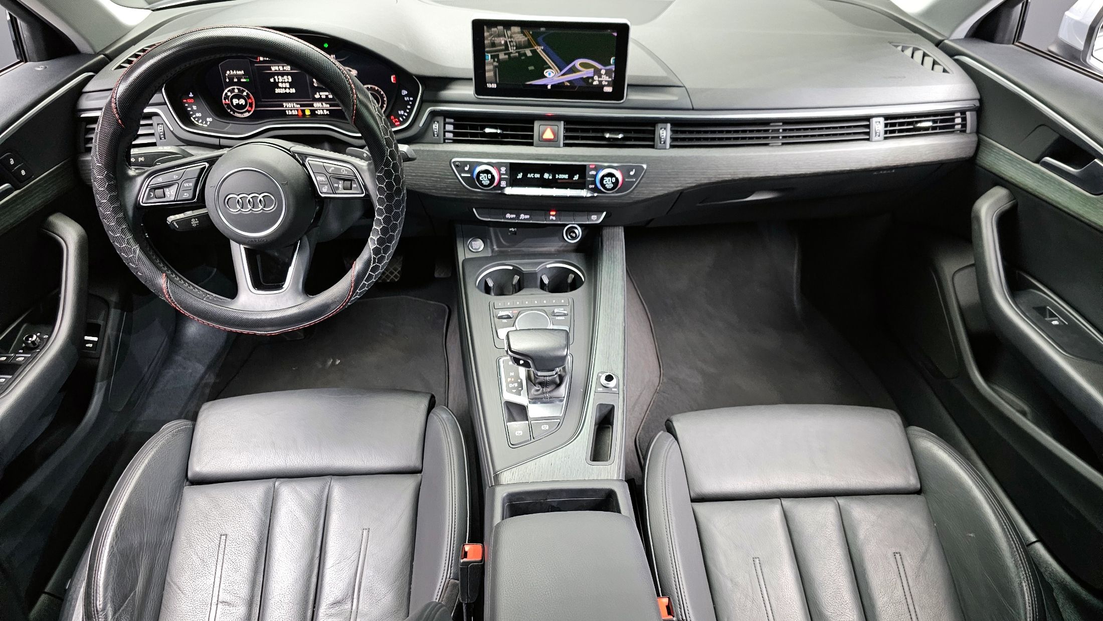 AUDI A4 B9 2018