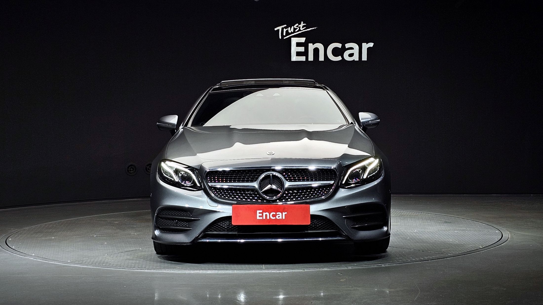MERCEDES BENZ E-CLASS W213 2019